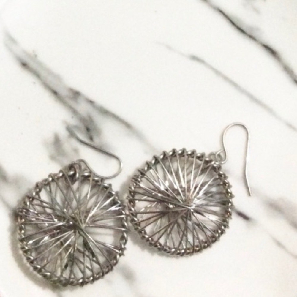 Cute circle design earrings